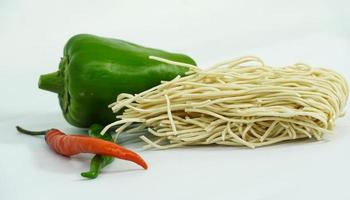 noodles with capsicum and chilli photo