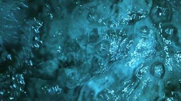 fondo de burbuja de ondulación de agua que fluye