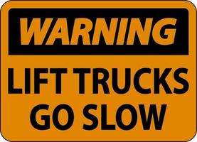 camiones de elevación de advertencia ir signo lento sobre fondo blanco vector