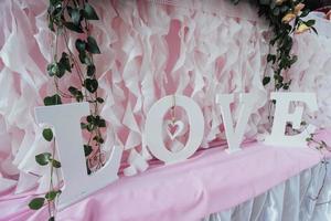 luxurious decorated table in the main hall wedding photo