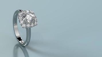 beautiful halo ring in white platinum photo