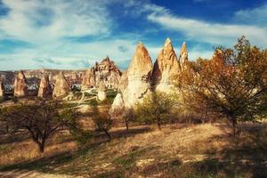 Ciudad de la cueva en Turquía Capadocia foto