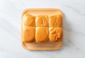 Bread with Thai Pandan Custard photo