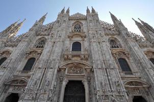 duomo di milano catedral de milán foto