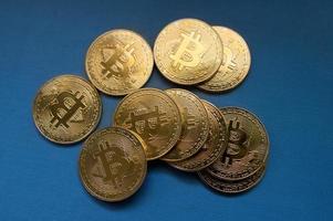 bitcoin cryptocurrency digital btc tecnología de monedas tecnología de internet conceptos de negocios modernos para comprar una línea foto