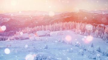 mágico paisaje invernal, fondo con algunos reflejos suaves foto