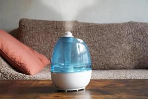 humidificador o mejorador de aire en la sala de estar foto