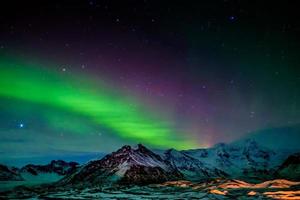 aurora boreal sur de islandia foto