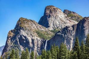 vista de la cordillera en el parque nacional de yosemite foto