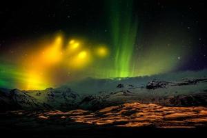 la aurora boreal mostró a los extraterrestres el camino foto