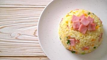 hausgemachter gebratener Reis mit Schinken video