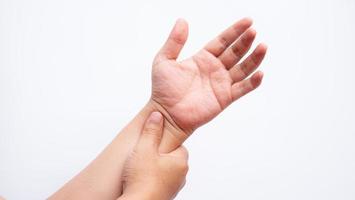 Guillain Barre Syndrome, a common numbness after being vaccinated against Covid-19. Loss of sensation and temperatureMuscle pain, weak muscles, numbness of the hands and feet,