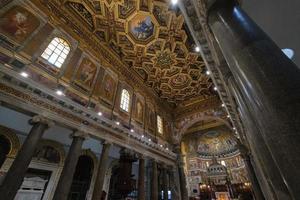 santa maria en trastevere interior de la iglesia roma lazio italia foto