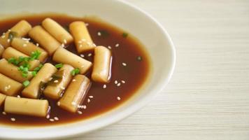 Spicy Jjajang Tteokbokki or Korean rice cake in spicy black bean sauce - Korean food style video