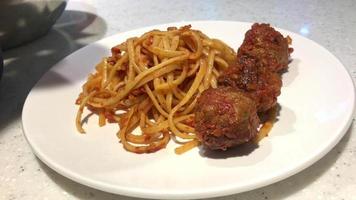 spaghetti pasta with meatball and bolognese sauce video