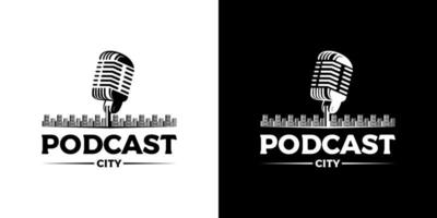 vector de diseño de logotipo de podcast de ciudad de micrófono vintage