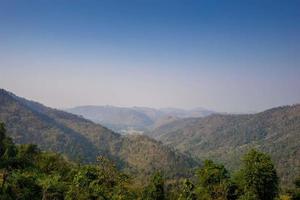 paisaje del parque nacional khao yai en tailandia. foto