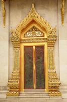 Wat Benchamabophit in Bangkok, Thailand photo