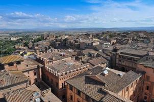 vista de la ciudad de siena foto