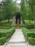 Villa Este gardens photo