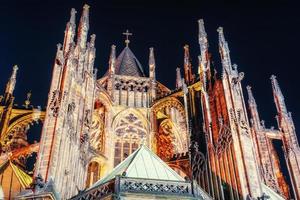 praga S t. catedral de vito. Noche. foto