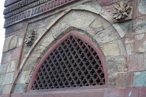 imagen al aire libre de la ventana antigua histórica foto