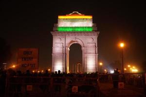 india gate image in night photo