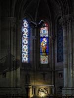 burdeos, francia, 2016. vidrieras de la iglesia de san marcial en burdeos