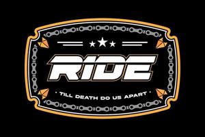 insignia del logotipo del ciclista vintage con cadena de bicicleta ilustración del logotipo de estilo retro vector