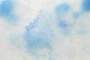 acuarela azul sobre papel blanco, fondo abstracto foto