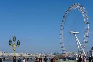 londres, reino unido, 2018. vista del ojo de londres foto