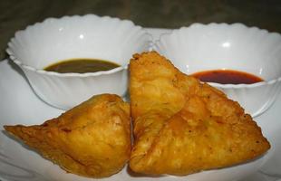 A Beautiful Picture of Spicy Samosa photo