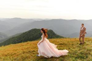 bride and groom. Photo shoot in the mountains.