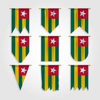 bandera togo en diferentes formas vector