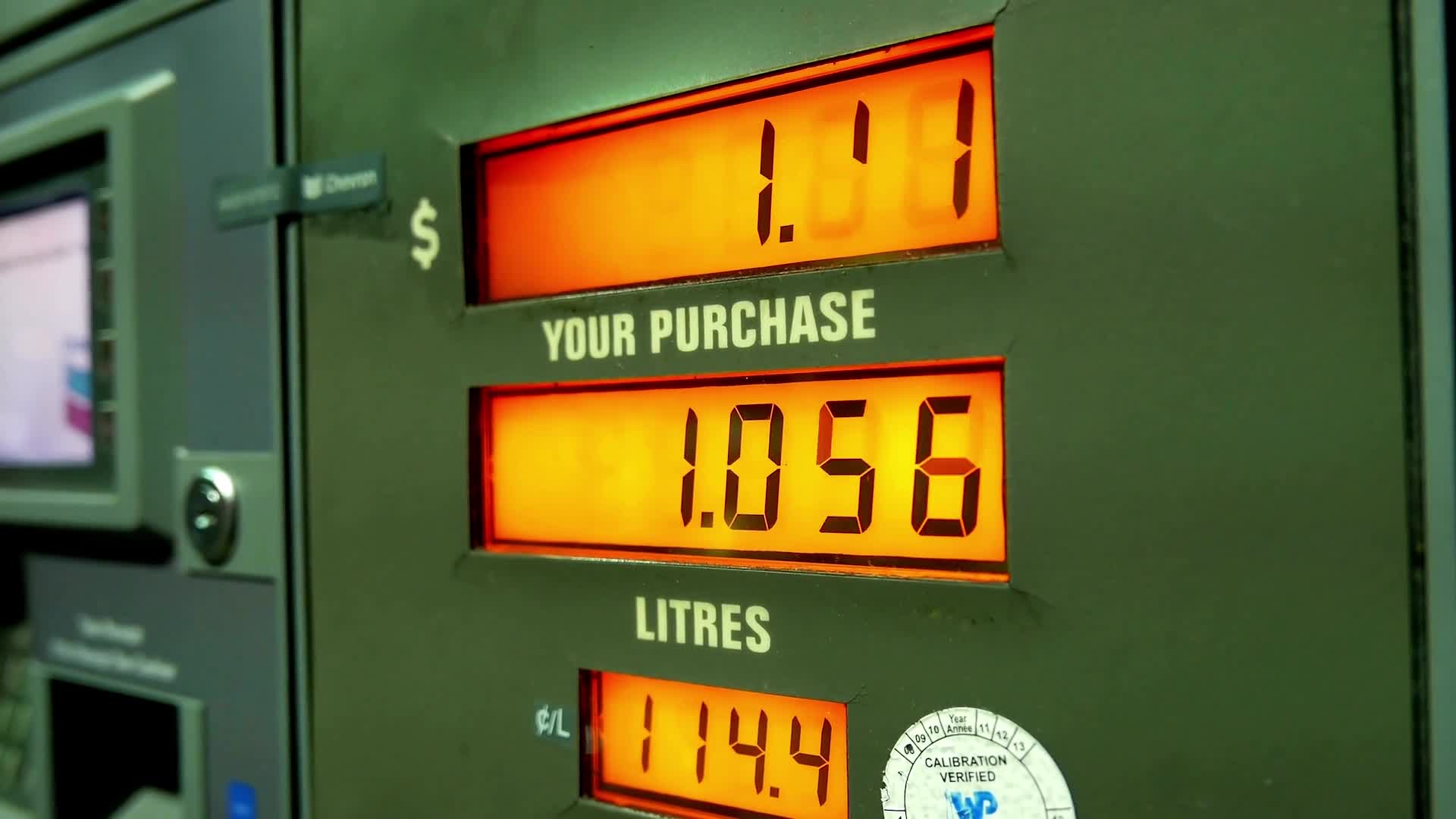 Gas Pump Meter digital Counts up display lcd 6927444 Stock Video at Vecteezy