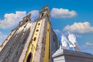 catedral católica de la inmaculada concepción en el centro histórico de la ciudad colonial de mazatlán cerca del malecón y la zona hotelera foto