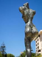 marbella, andalucia, españa, 2014. escultura de salvador dali foto