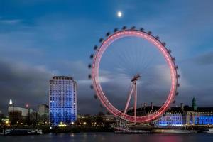 Londres, Reino Unido, 2015. vista del ojo de Londres por la noche foto