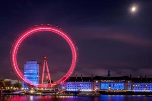 Londres, Reino Unido, 2015. vista del ojo de Londres por la noche foto