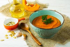 Spicy roasted pumpkin cream soup photo