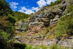 Garganta del río Boljetin en el este de Serbia foto