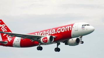 Airbus A320 of AirAsia flies video