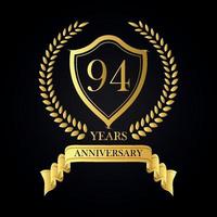 Corona de laurel de oro del aniversario de 94 años, juego de etiquetas de aniversario, juego de vectores del logotipo de signos dorados del aniversario