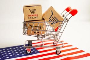 compras en línea, caja de carrito de compras en la bandera de Estados Unidos, importación y exportación, comercio financiero.