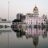 Gurdwara Bangla Sahib is the most prominent Sikh Gurudwara, Bangla Sahib Gurudwara inside view during evening time in New Delhi, India, Sikh Community one of the famous gurudwara Bangla Sahib view photo