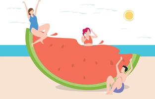 las niñas y los niños sentados en la playa y disfrutando con sandía. vector