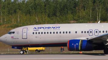 freios aeroflot após o pouso video