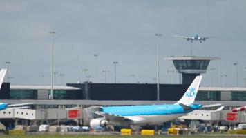 Traffic at Schiphol Airport