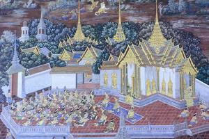 bangkok, tailandia - 24 de julio de 2015 - pintura mural en wat phra kaew, bangkok tailandia. un lugar donde todos en cada religión pueden ser vistos. foto