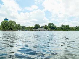 lago serpentino hdr, londres foto